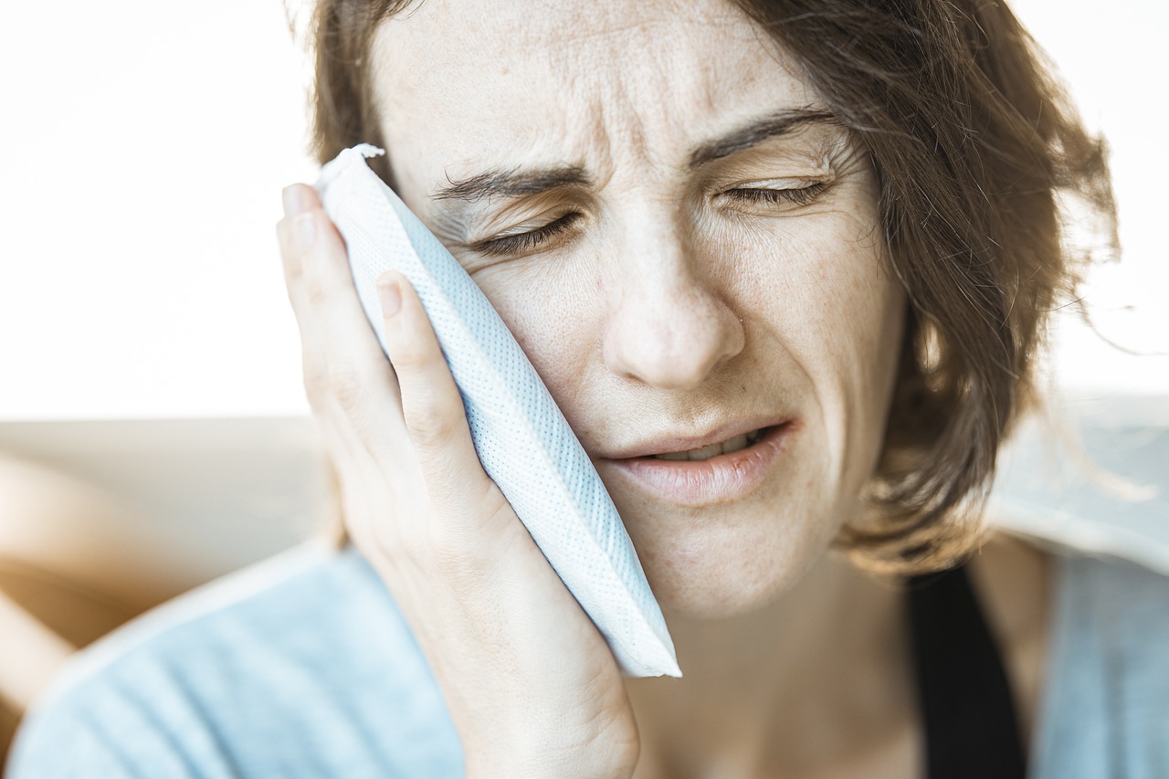 La parodontite , quella brutta malattia che causa un tremendo dolore