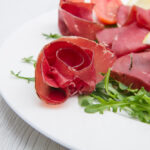 bresaola scaduta fa male