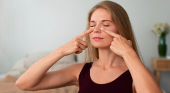 Allenamento facciale: esercizi e ginnastica per tonificare il viso